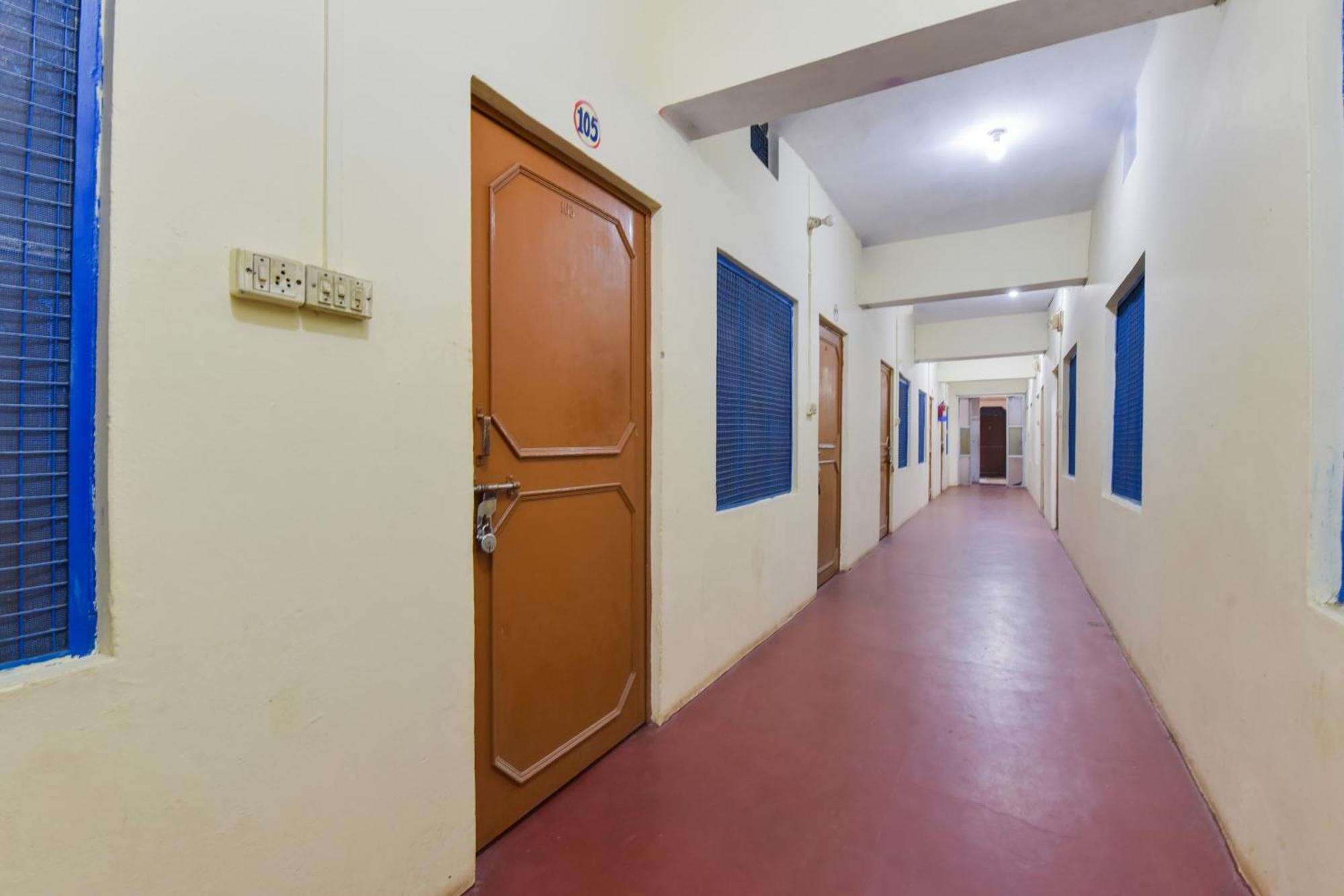 Hotel O Jk Laxmi Karnaprayāg Eksteriør bilde